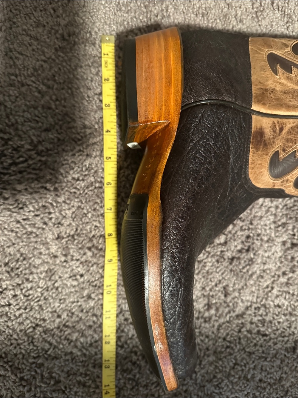 Classic Two-Tone Brown and Black Western Cowboy Boots - Picture 10 of 10